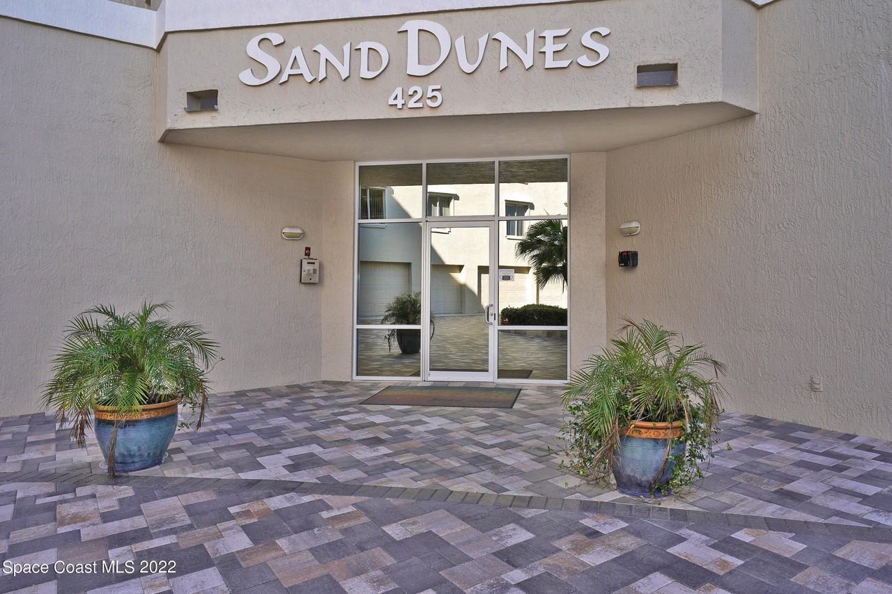 425 Buchanan Ave Unit 302 #302 - Photo 2 of 22