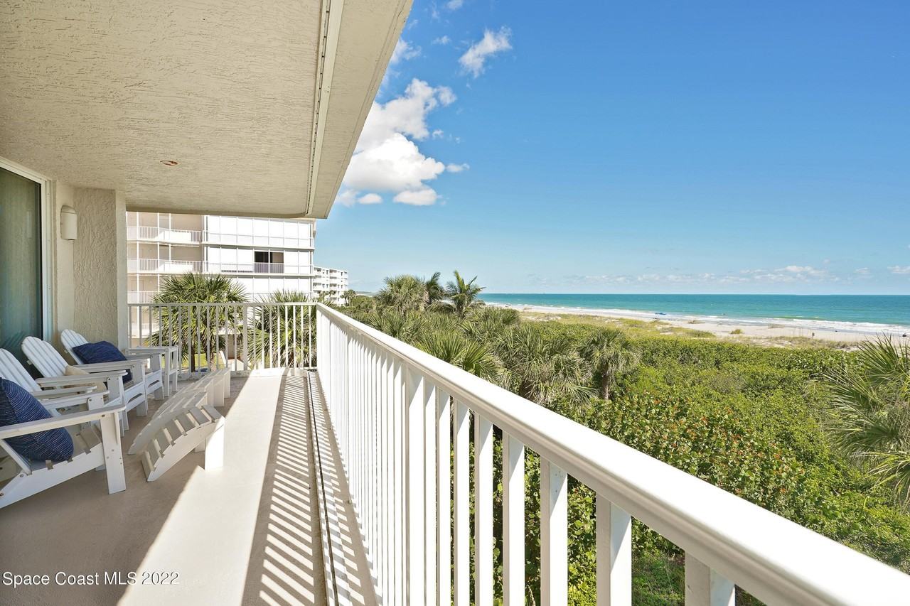 425 Buchanan Ave Unit 302 #302 - Photo 4 of 22