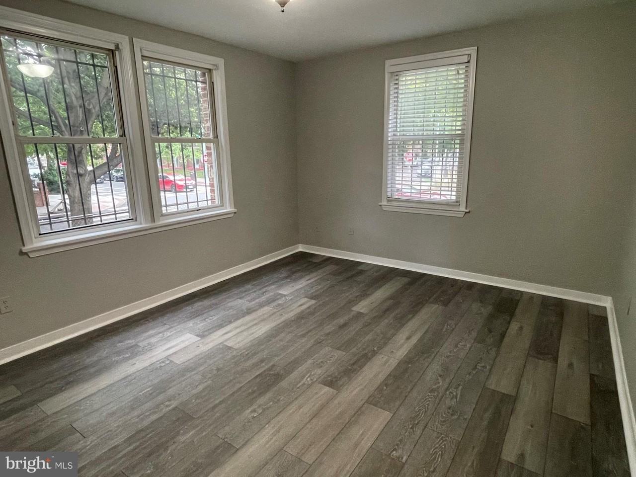 600 I St Ne Apt 1 #1 - Photo 3 of 19