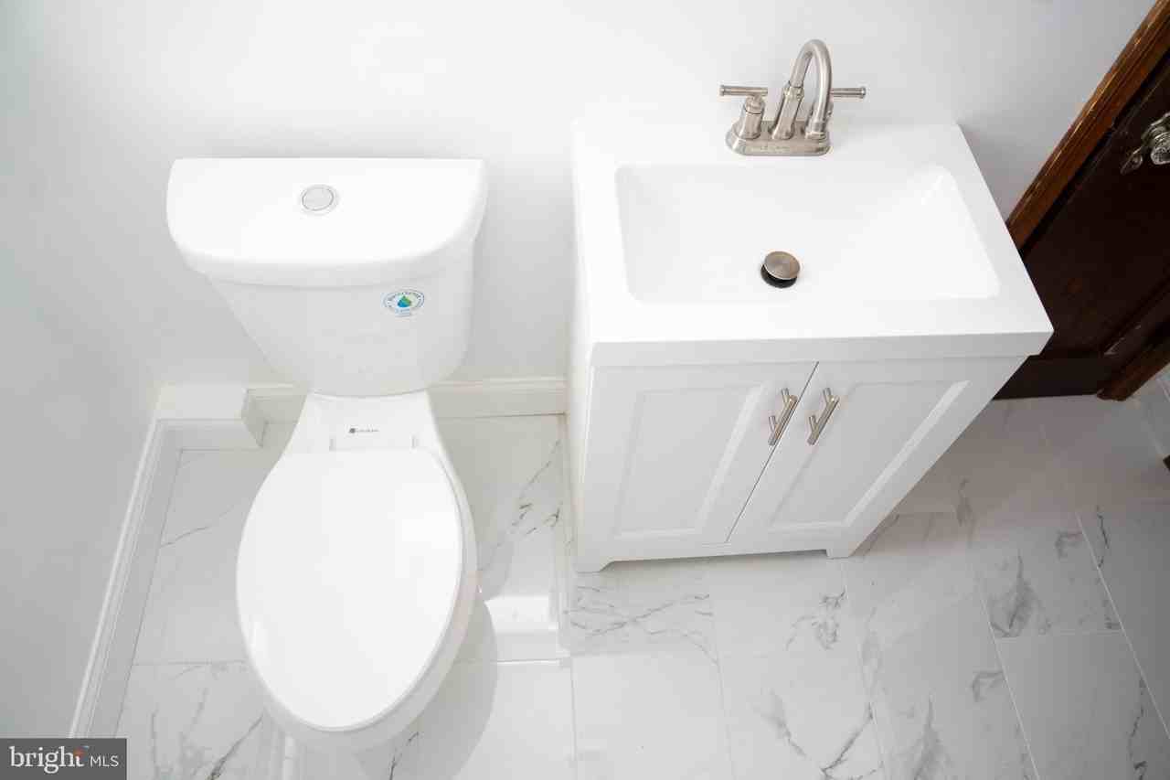 110 Van Buren St Nw - Photo 5 of 15