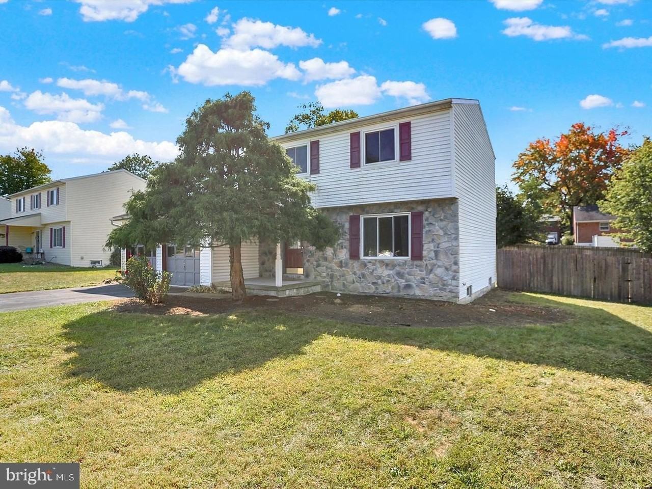 110 Fairview Dr - Photo 3 of 50