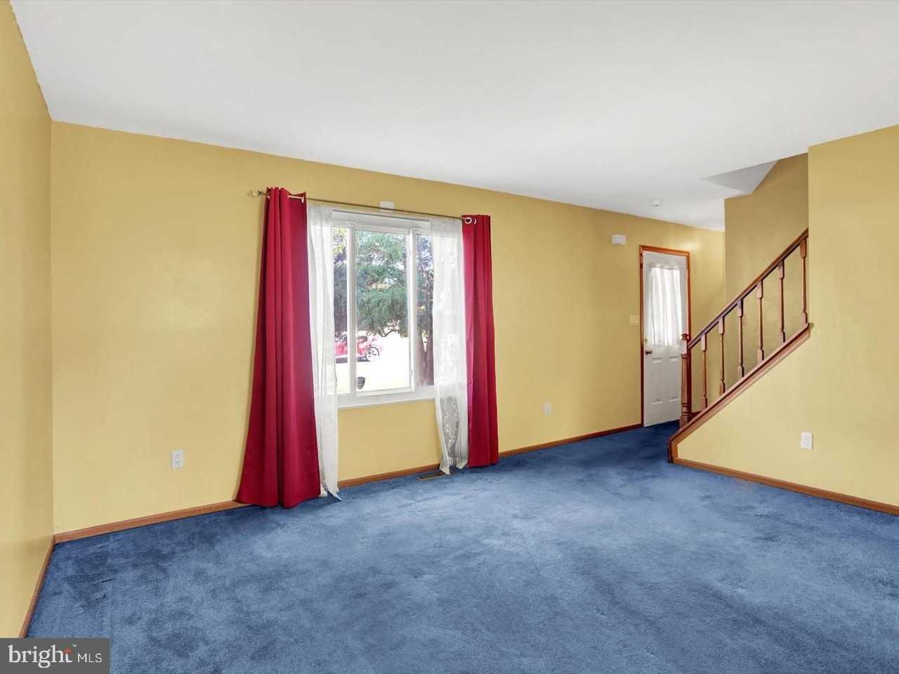 110 Fairview Dr - Photo 6 of 50