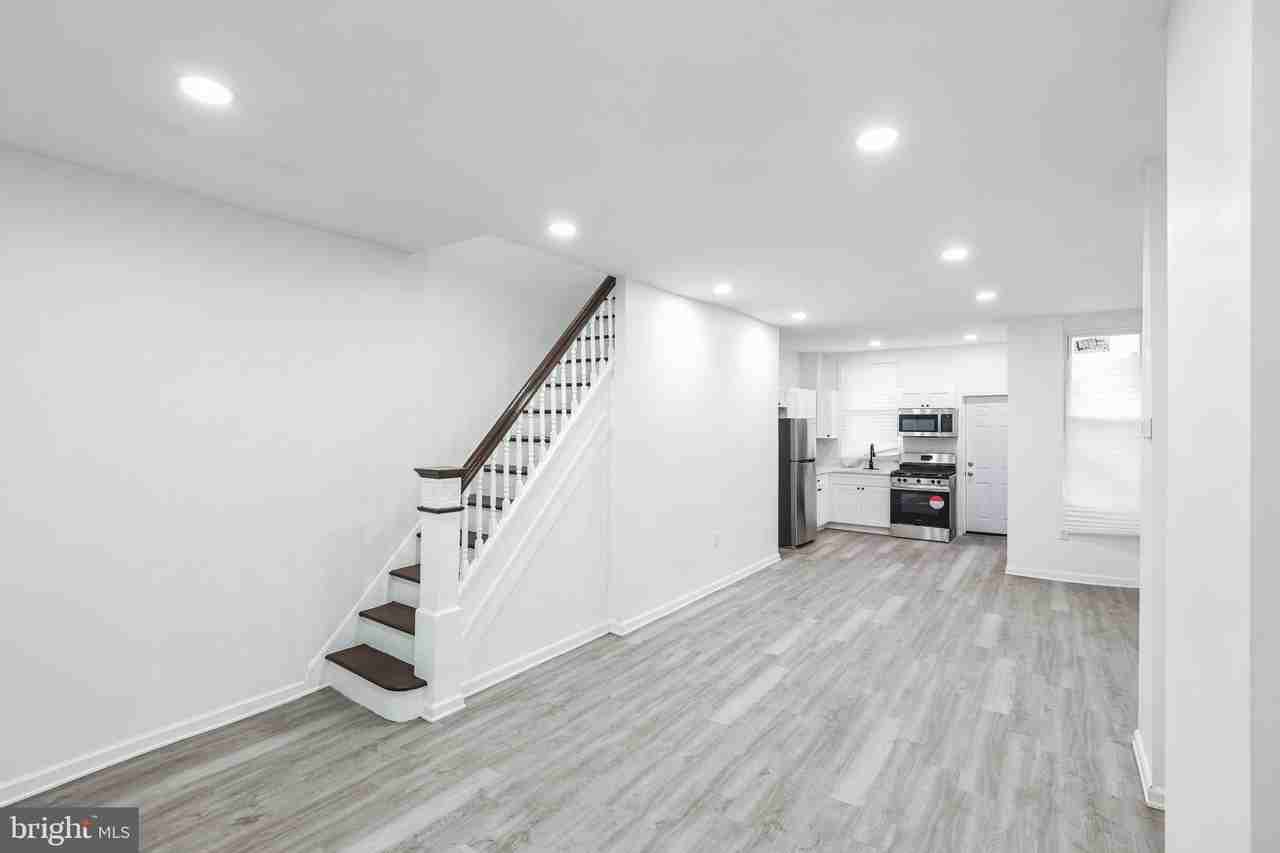 5540 Harmer Street - Photo 4 of 19