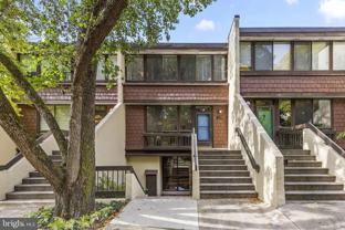 2216 S Quincy St Unit 2 #2 - Photo 1 of 1