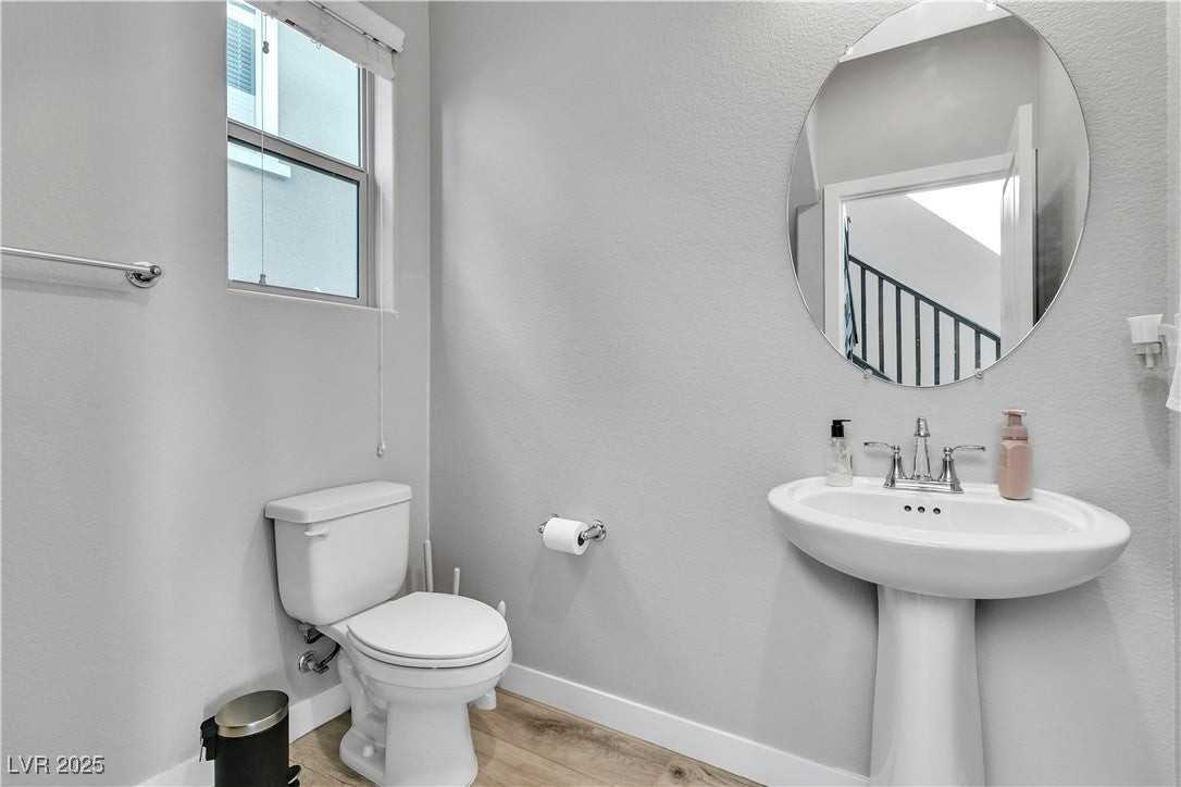 12489 Dolan Point St - Photo 4 of 47