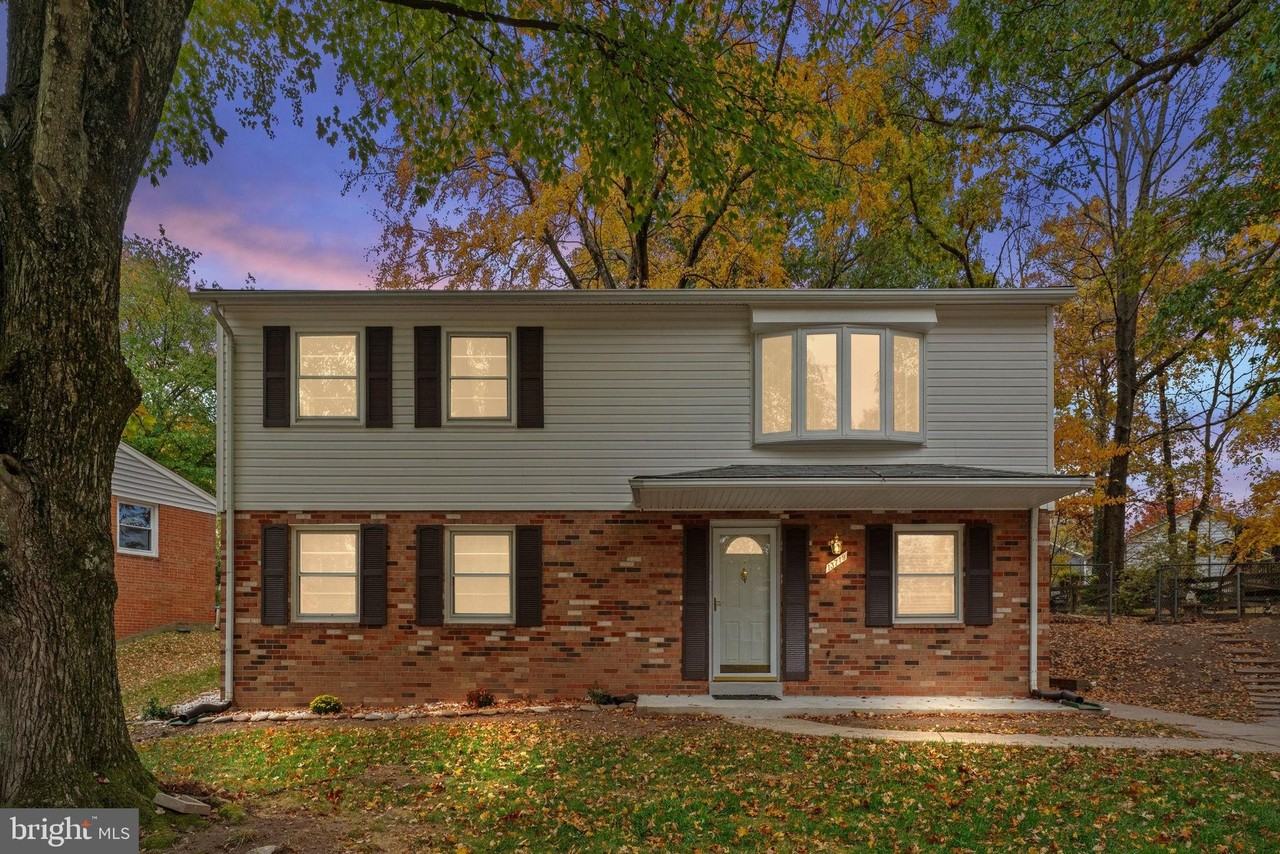 13719 Mcgill Drive - Photo 2 of 50