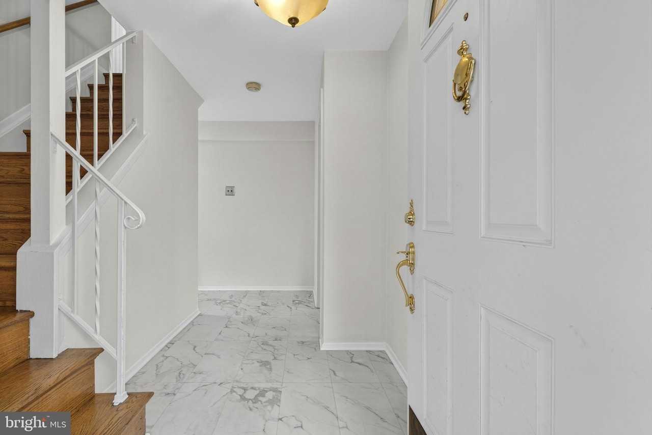 13719 Mcgill Drive - Photo 7 of 50