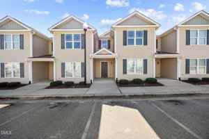 featured image of 22 River Stancil Dr