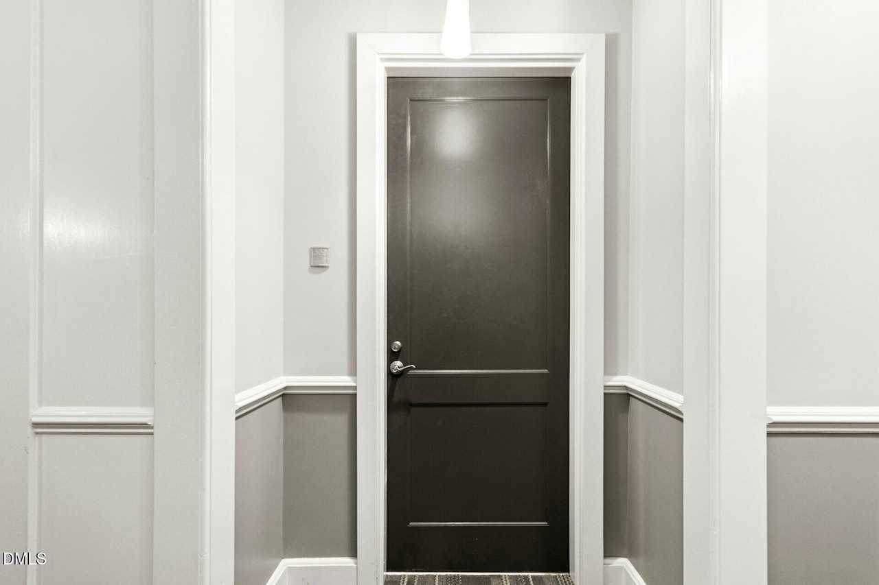 317 W Morgan St Apt 302 #302 - Photo 7 of 19