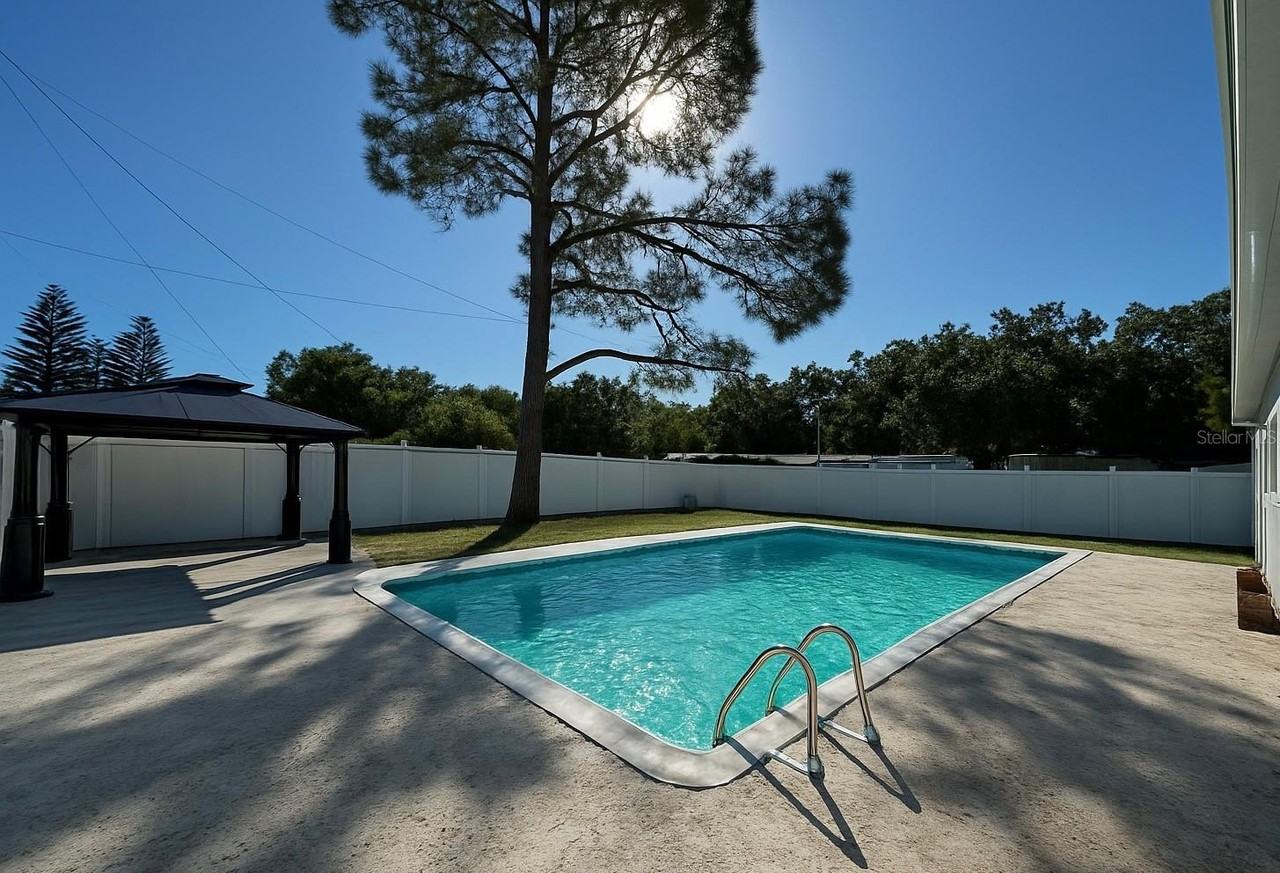 4507 North Matanzas Avenue - Photo 2 of 13