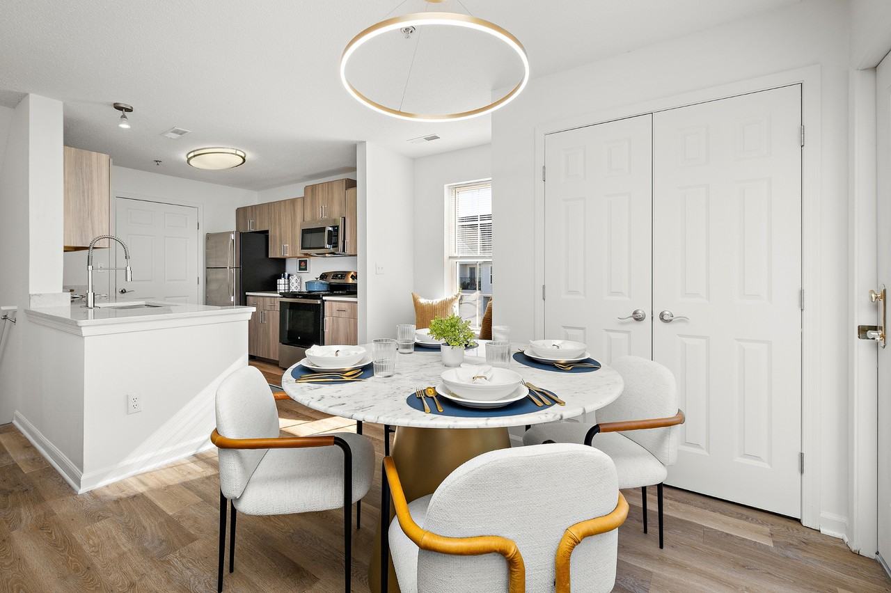 Woodbury Park at City Centre - Photo 4 of 49