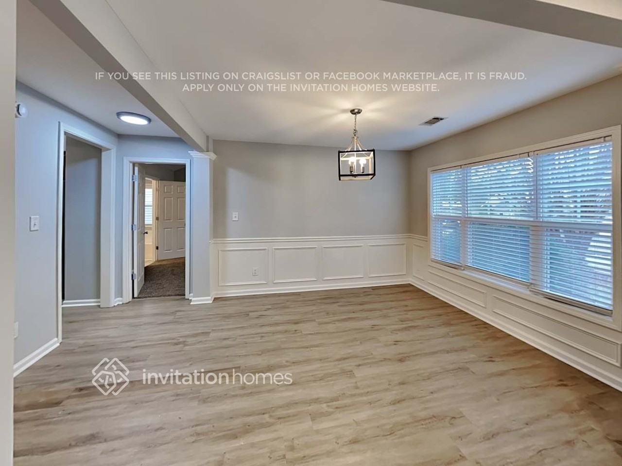 2373 Walnut Tree Lane Northeast - Photo 5 of 19