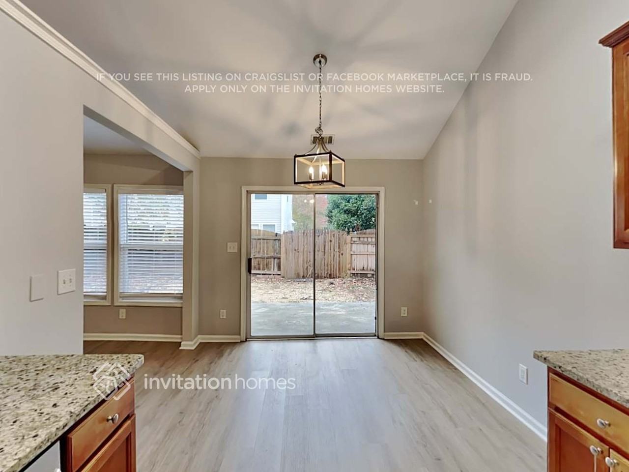 2373 Walnut Tree Lane Northeast - Photo 6 of 19