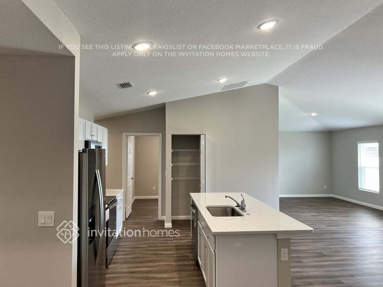 2482 Southwest Fair Isle Road - Photo 7 of 21