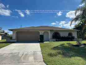 1012 Se 42nd Ln - Photo 1 of 1