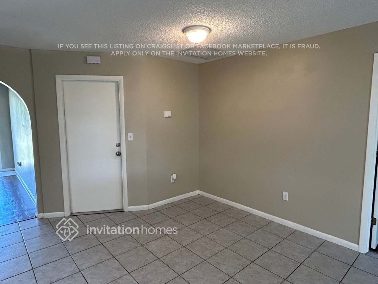 1012 Southeast 42nd Lane - Photo 7 of 18