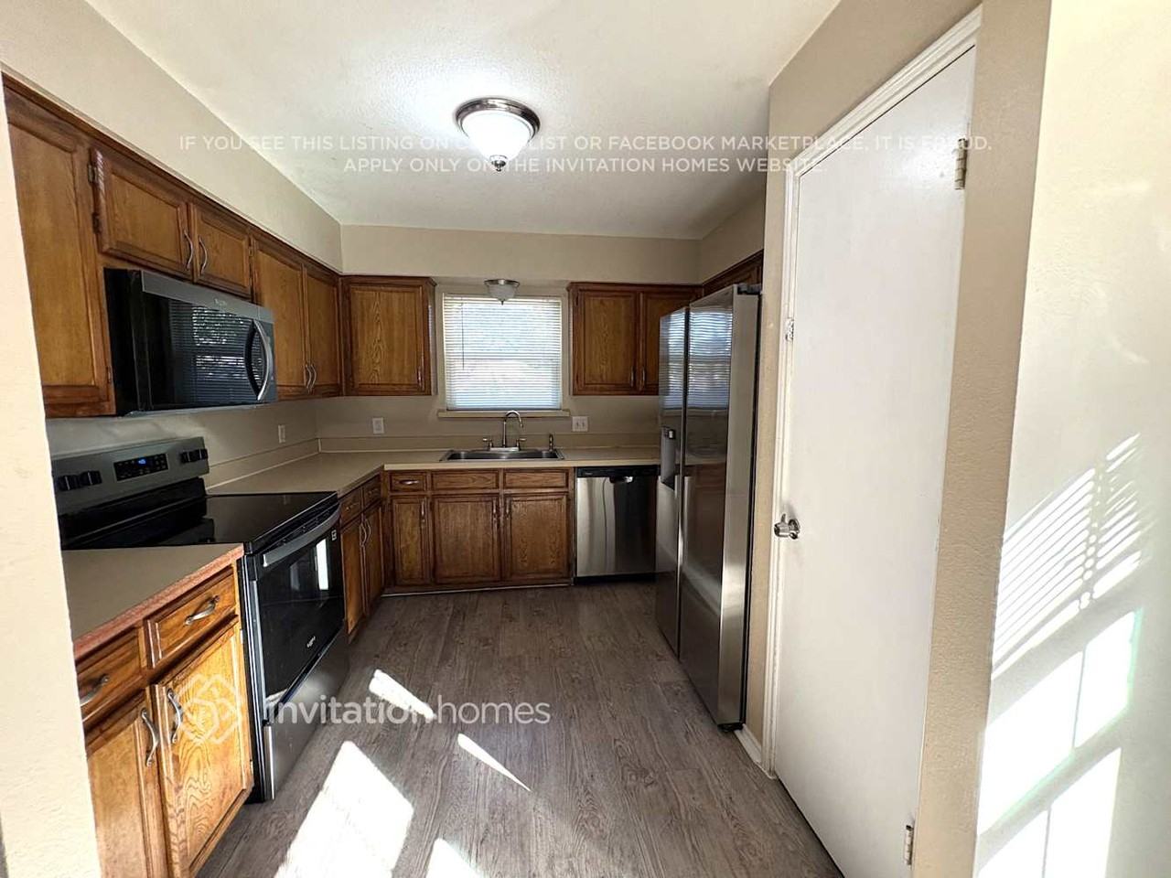 6403 Walnut Springs Dr - Photo 6 of 16