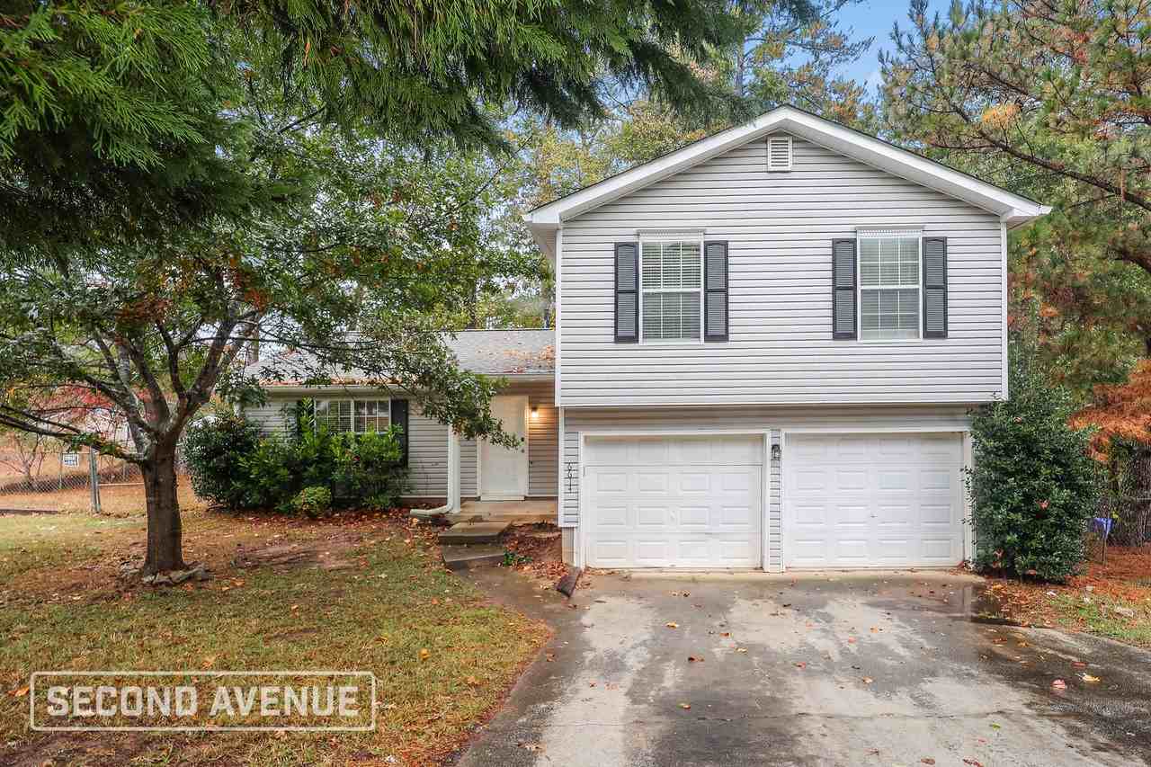 6614 Rebecca Lou Ln - Photo 2 of 27