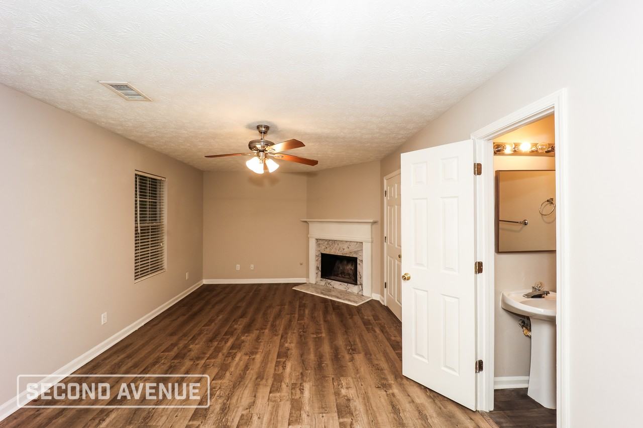 6614 Rebecca Lou Ln - Photo 5 of 27