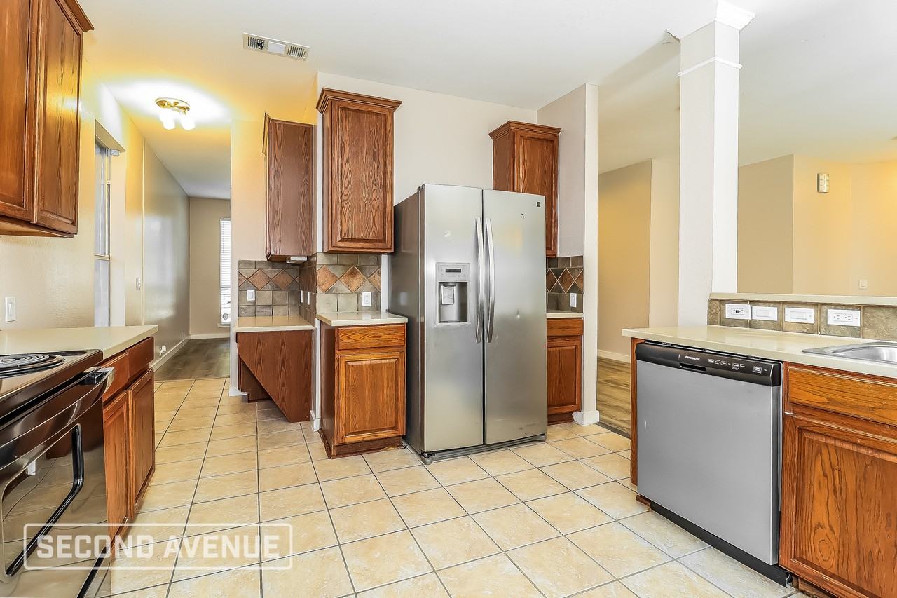 1024 Ponderosa Rdg - Photo 7 of 26