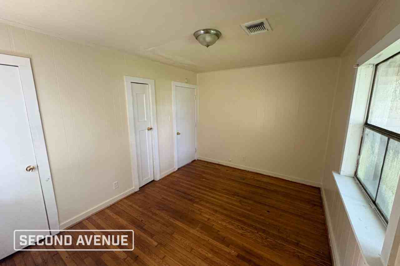 5522 Malmedy Rd - Photo 3 of 17