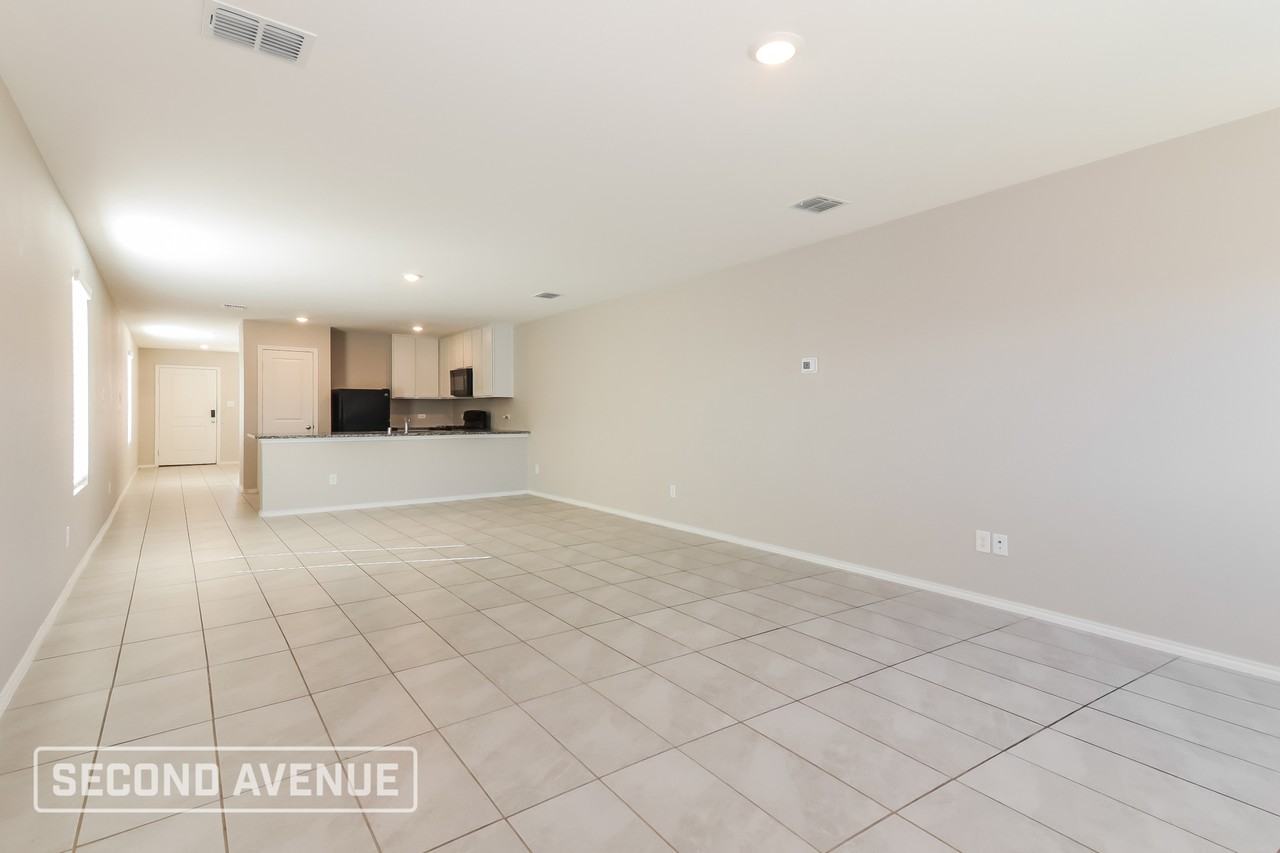 2421 Eldor Way - Photo 4 of 28