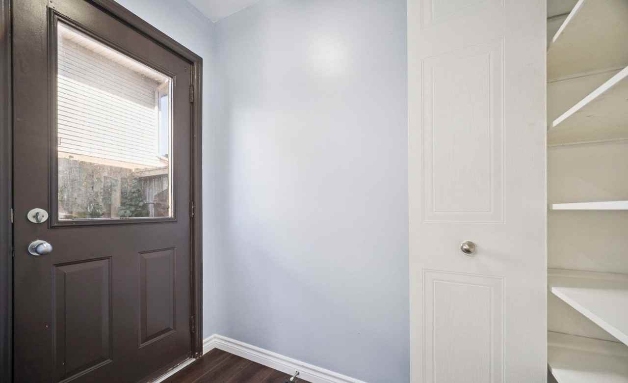 1785 Marconi Boulevard - Photo 3 of 32