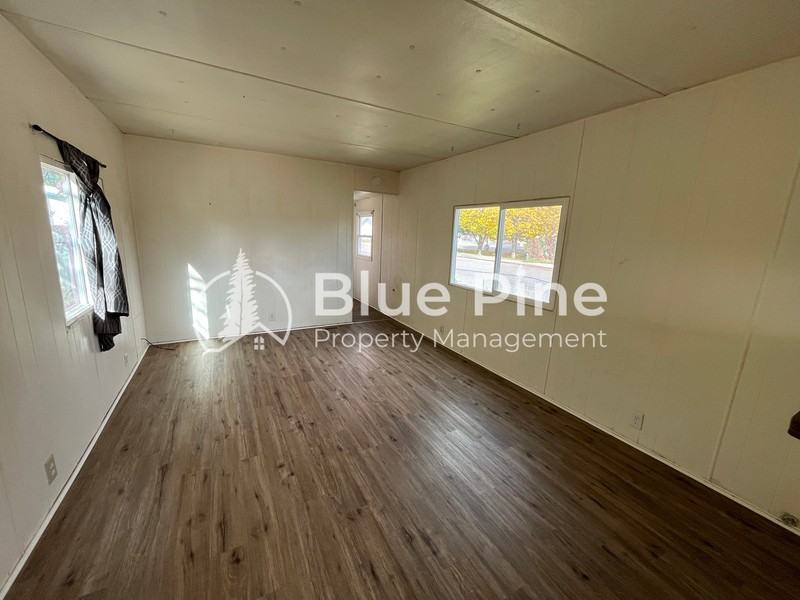 925 Wilson Avenue #36 - Photo 3 of 8