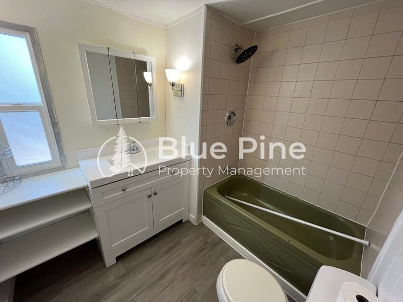 925 Wilson Avenue #36 - Photo 6 of 8