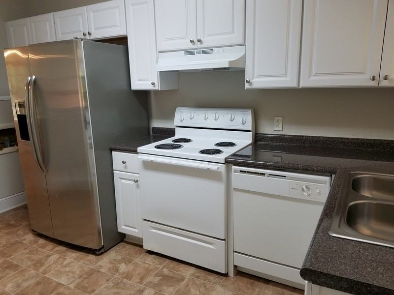 3525 Draper Ave - Photo 2 of 14