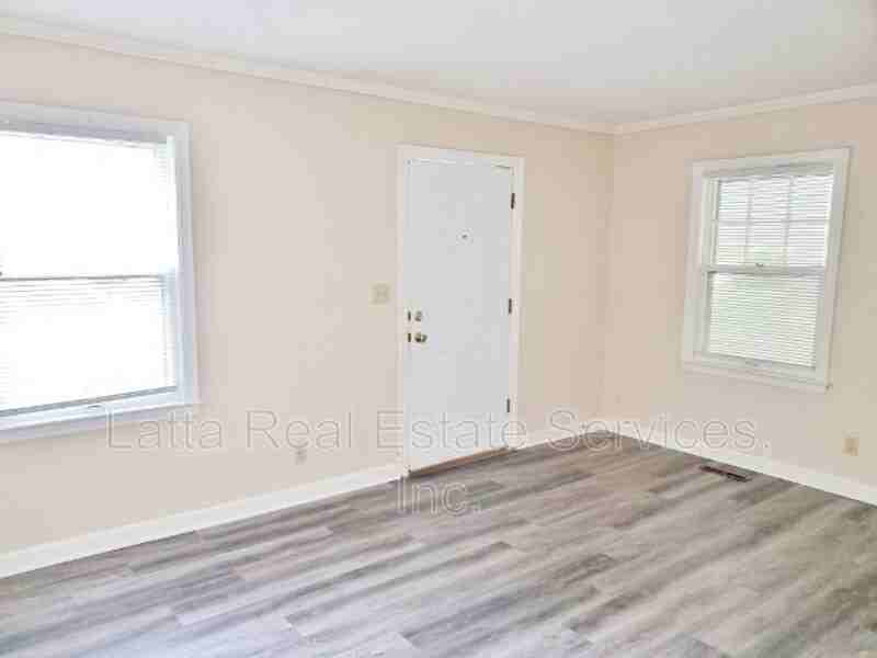 11329 East 39th Terrace South - Photo 4 of 11