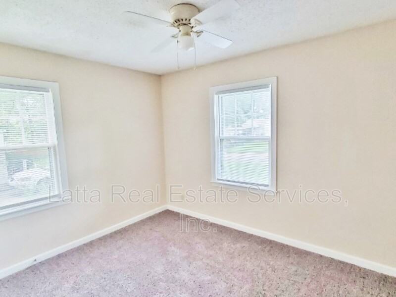 11329 East 39th Terrace South - Photo 6 of 11