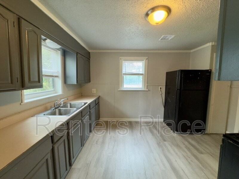 4717 South 33rd Avenue West - Photo 4 of 15