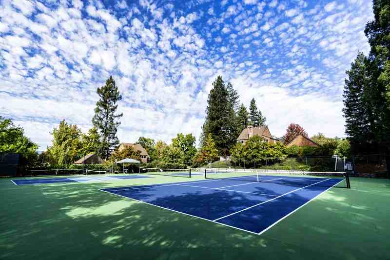 1304 Foothill Drive - Photo 4 of 22