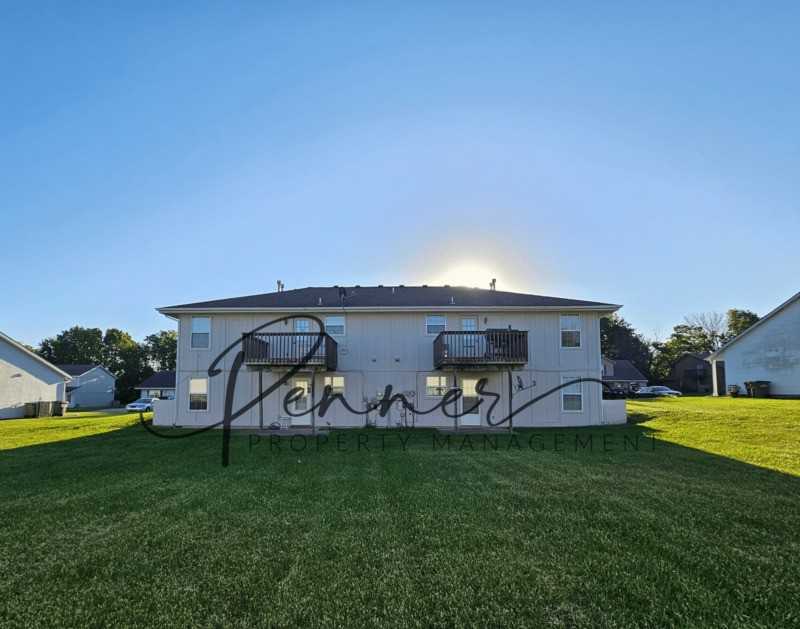 132 N Crest Dr - Photo 7 of 9