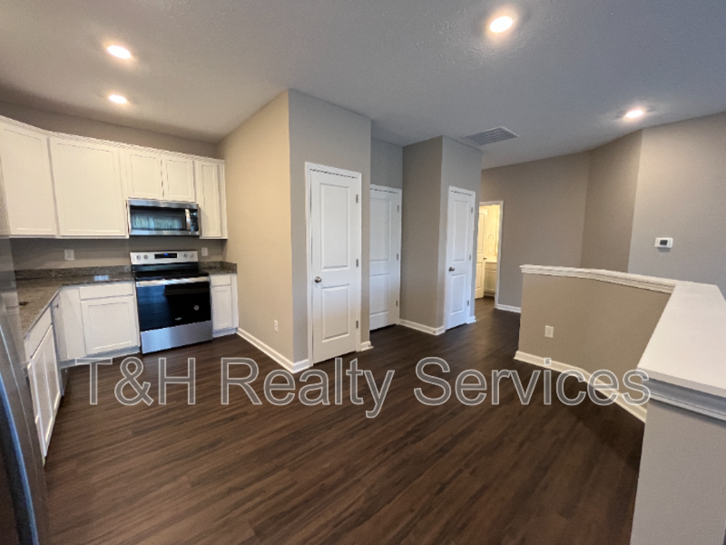 5642 Brownstone Dr - Photo 7 of 18