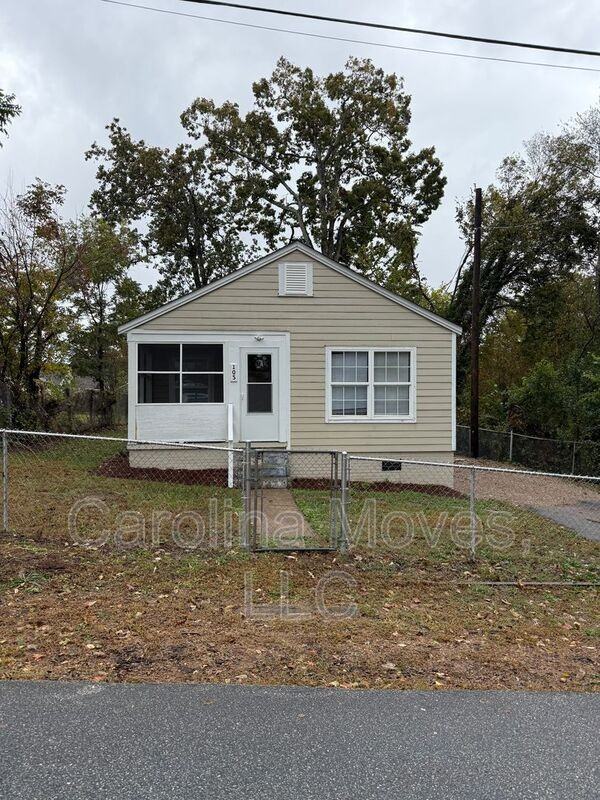 105 Francis Ave - Photo 2 of 18