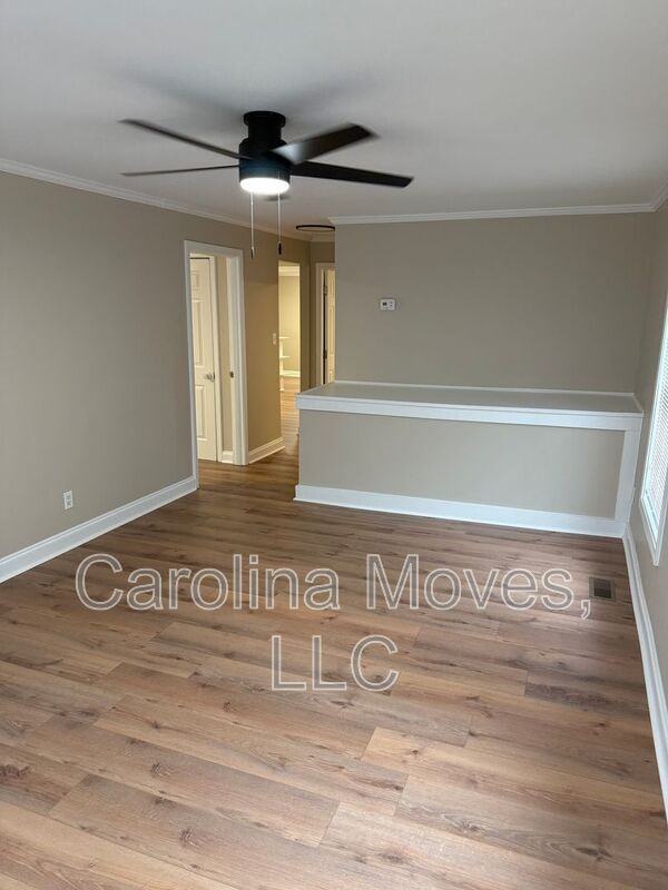 105 Francis Ave - Photo 6 of 18