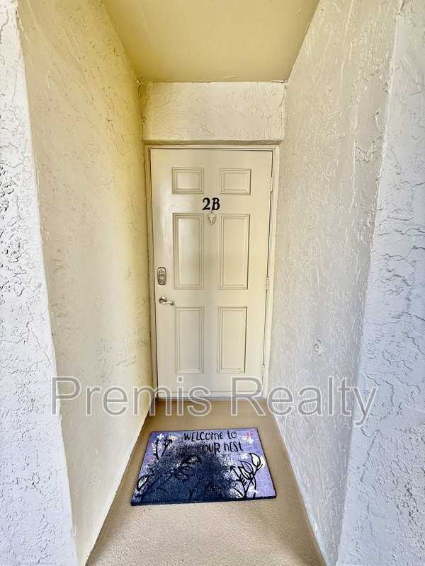 2900 Cove Cay Dr Unit 2b - Photo 2 of 25