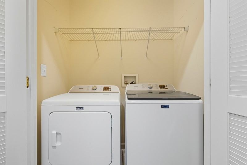 613 Spectator Ave - Photo 2 of 20