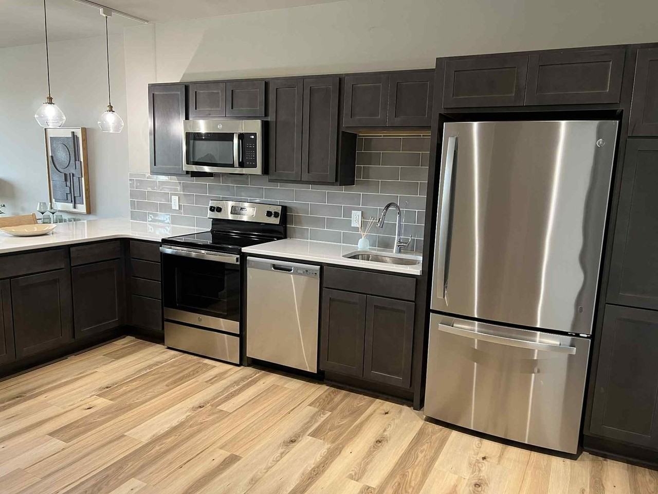 The Howard - Photo 2 of 36