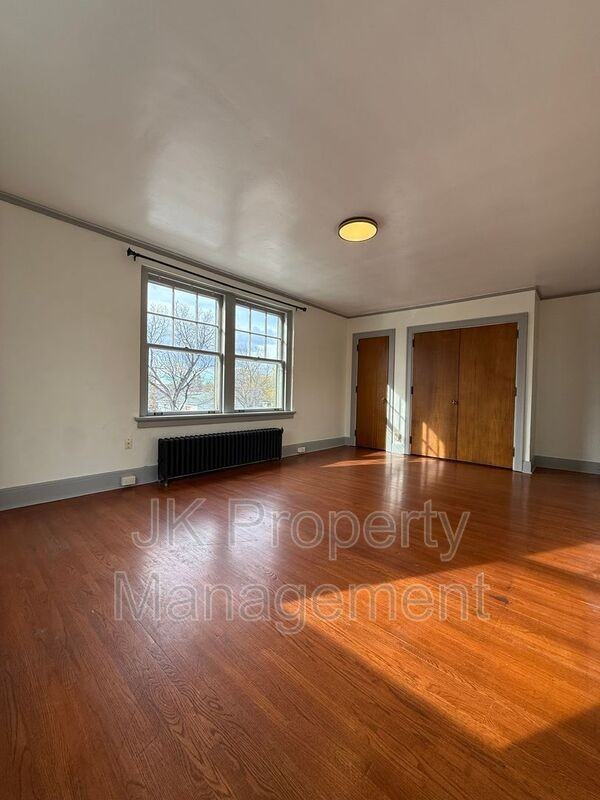 310 5th St N #34 - Photo 5 of 18