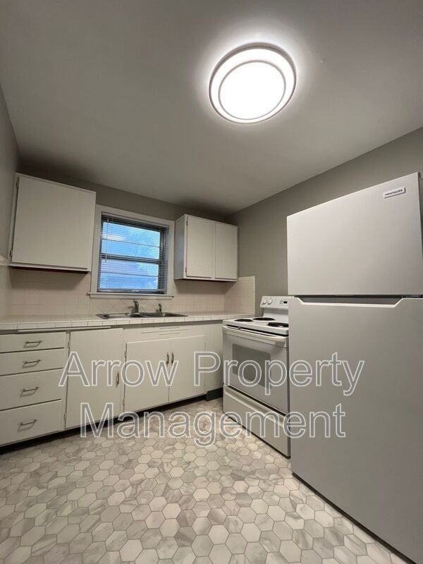 1515 S 11th St #5 - Photo 5 of 11