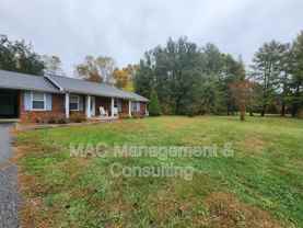 4914 S Grundy Quarles Hwy - Photo 1 of 1