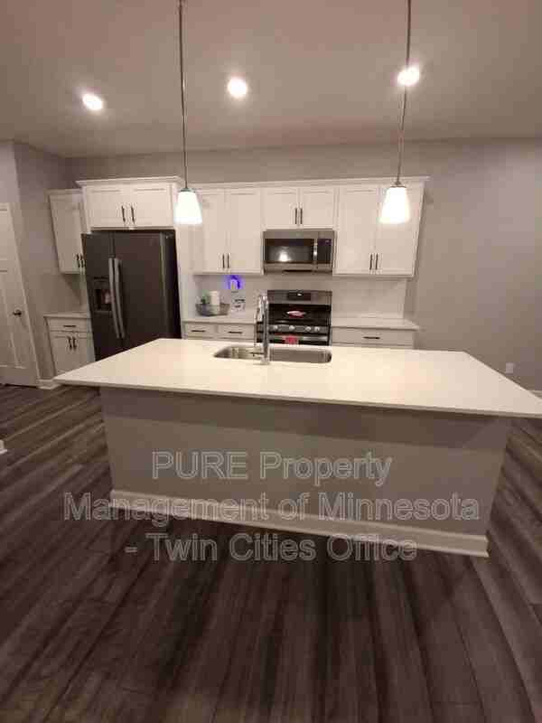 3464 109th Lane Northeast - Photo 3 of 23