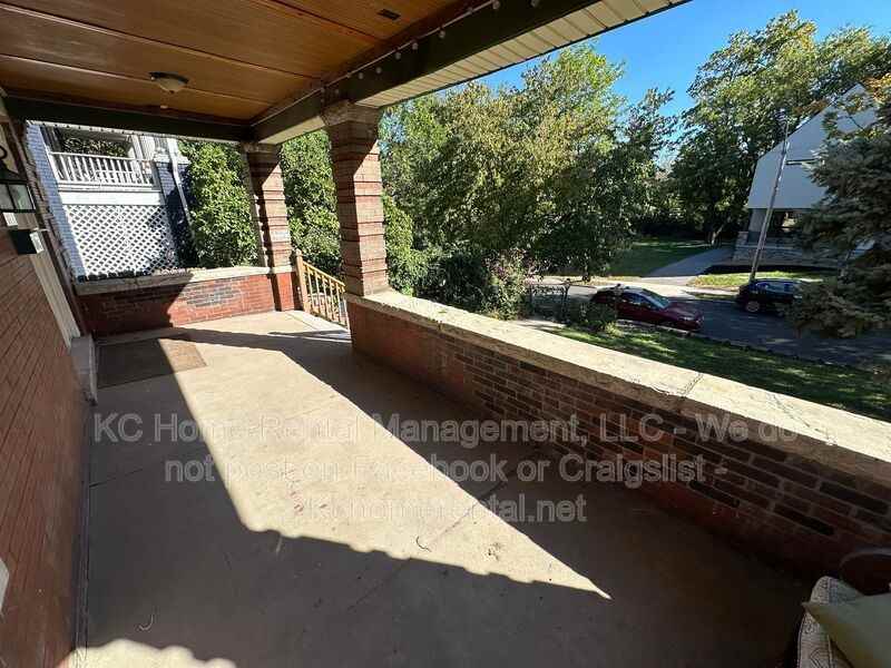 2826 Harrison Street - Photo 3 of 50