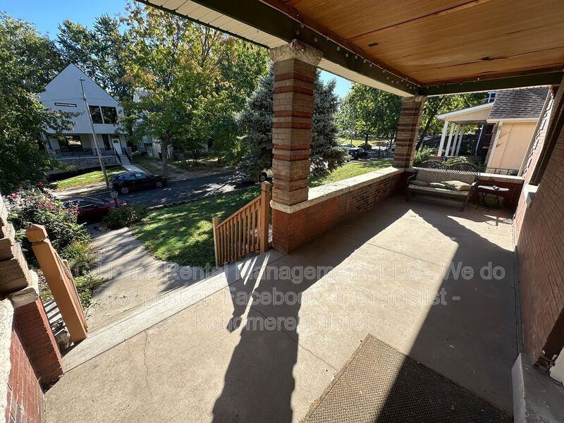 2826 Harrison Street - Photo 4 of 50