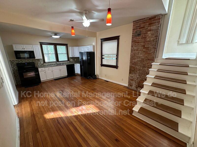2826 Harrison Street - Photo 5 of 50