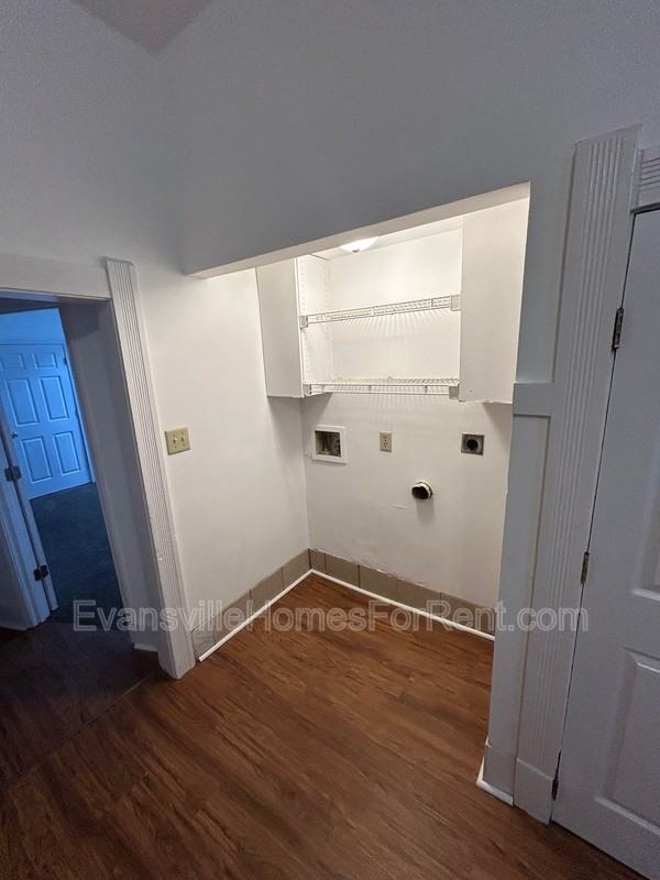 404 E Virginia St - Photo 7 of 13