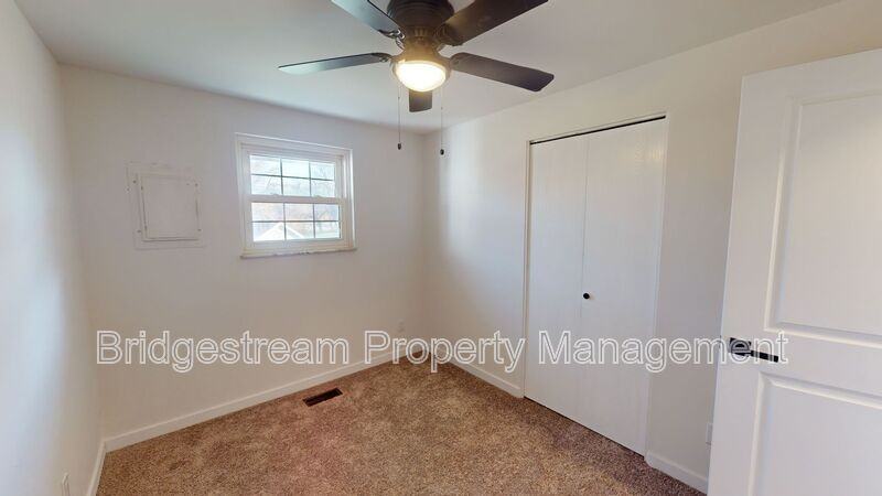 7716 Timbercrest Drive - Photo 3 of 18